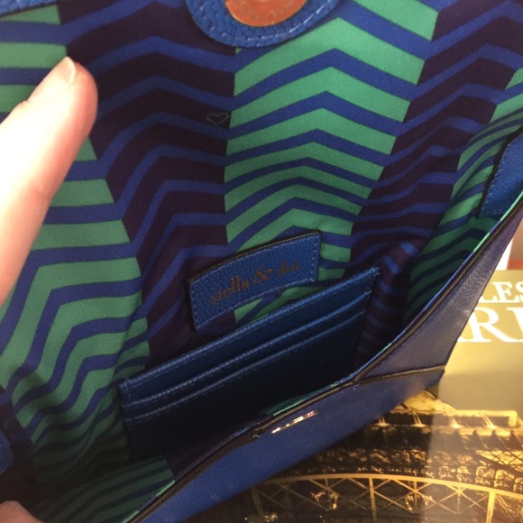 ๐ STELLA & DOT BLUE WRISTLET - Picture 4 of 7